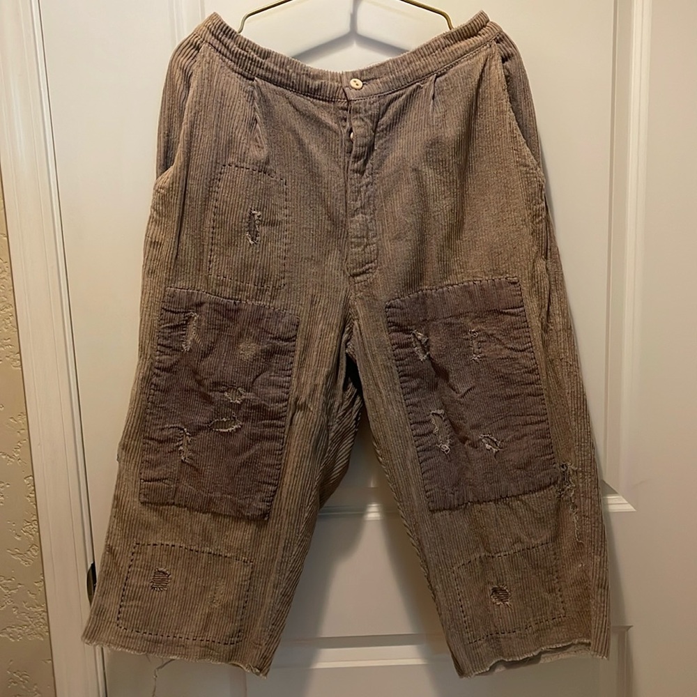 Magnolia Pearl Early Release Velvet Corduroy Drawstring Crop Pants